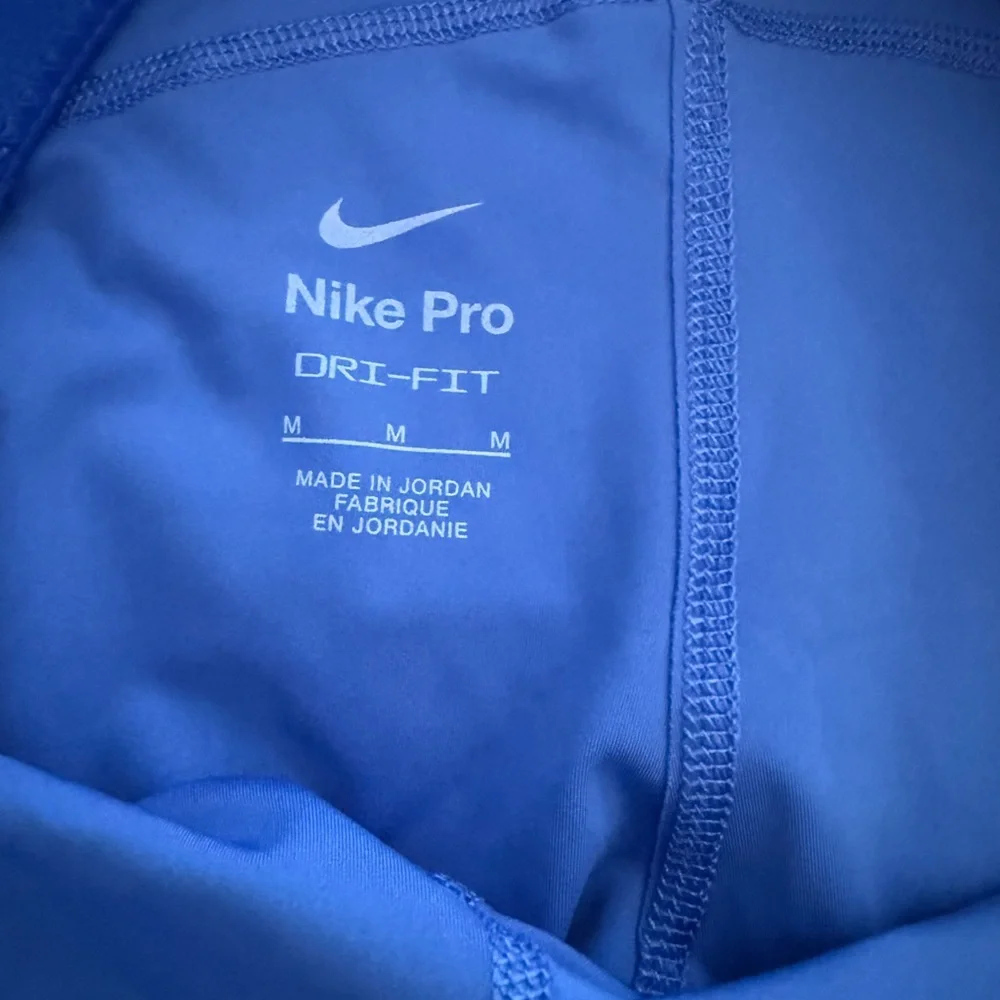 Nike Blue Dri-FIT Pro Athletic Leggings - Picture 3 of 3
